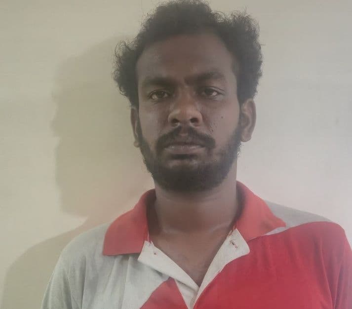 കാർ മോഷ്ടാക്കൾ പിടിയിൽ