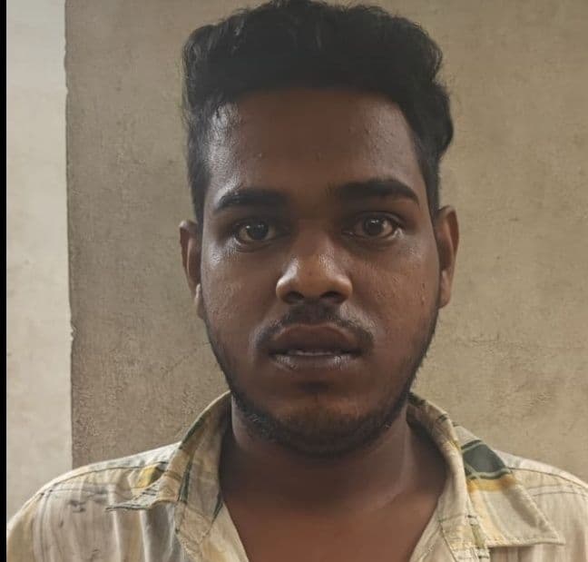 ഇതര സംസ്ഥാനക്കാർക്കിടയിൽ ഗുണ്ടാ പ്രവർത്തനം നടത്തുന്ന ആറംഗ സംഘം പിടിയിൽ