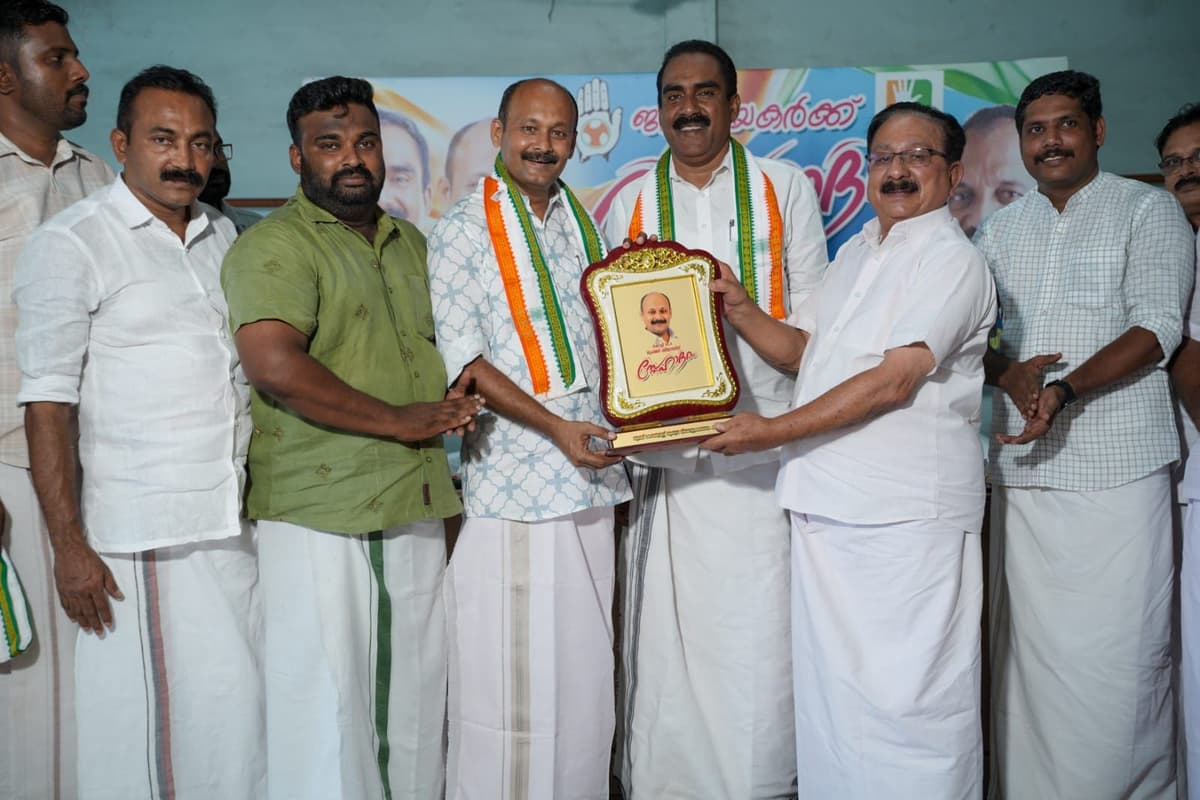 എം എൽ എ മാർക്ക് സ്വീകരണം