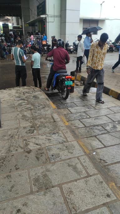 മെടോപില്ലർ പാത കയ്യേറ്റം ഒഴിപ്പിച്ചു