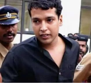 ശിക്ഷ മരവിപ്പിക്കണമെന്ന പൾസർ സുനിയുടെ ആവശ്യം കോടതി തള്ളി
