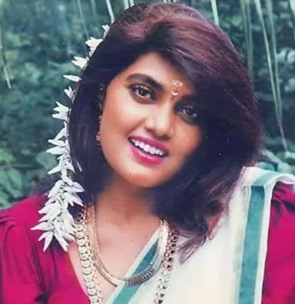 സിൽക്ക് സ്മിത വിടവാങ്ങിയിട്ട് 30 വർഷം