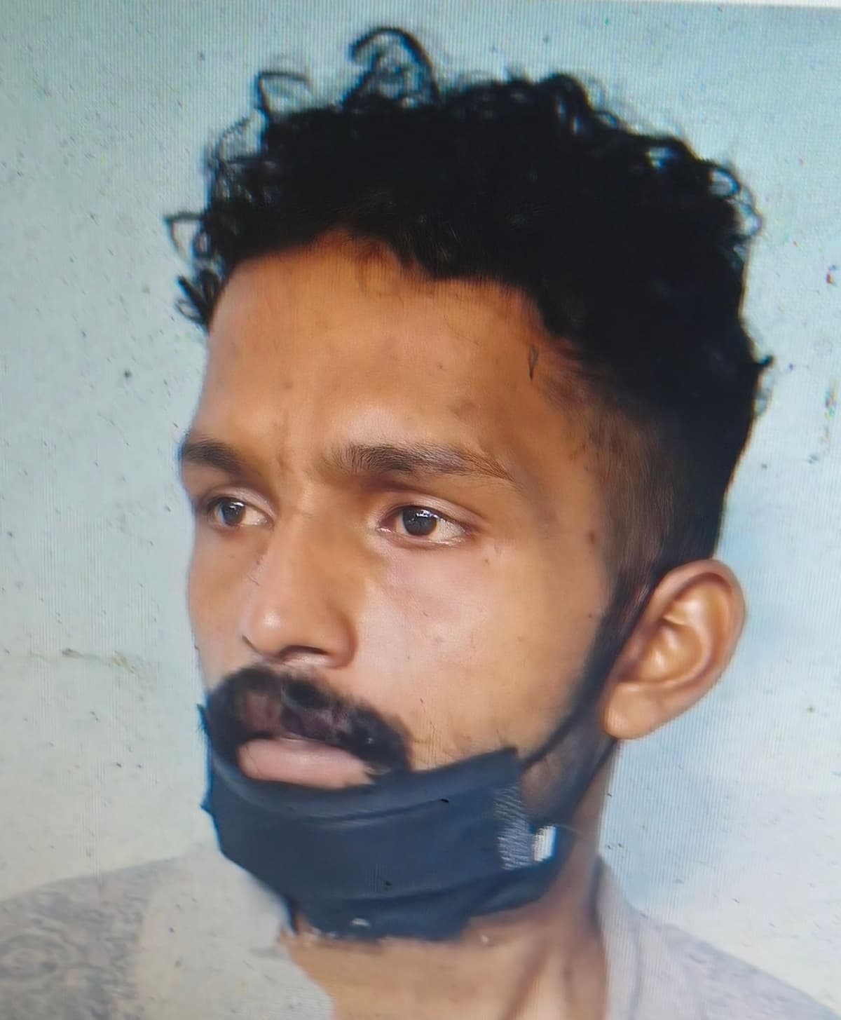 ക്ഷേത്രമോഷ്ടാവ് പിടിയിൽ