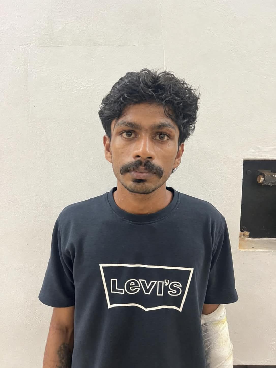 ആലുവയിൽ 15 കാരനെ ക്രൂരമായി മർദ്ദിച്ച പ്രതികൾ പിടിയിൽ